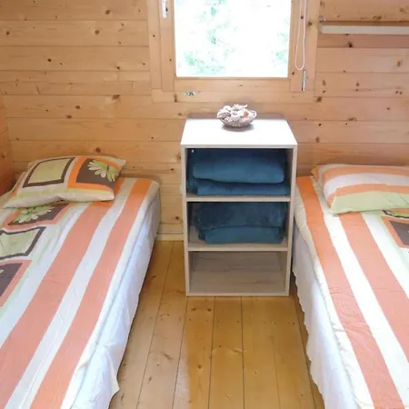 펜션 Near Baltic Sea And Nature Reserve *